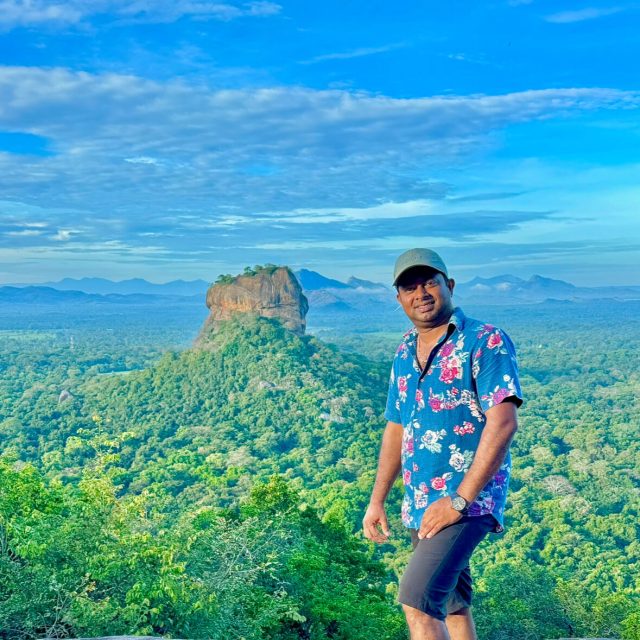 entry-file-302f2c38727075b57cd86d290628a687