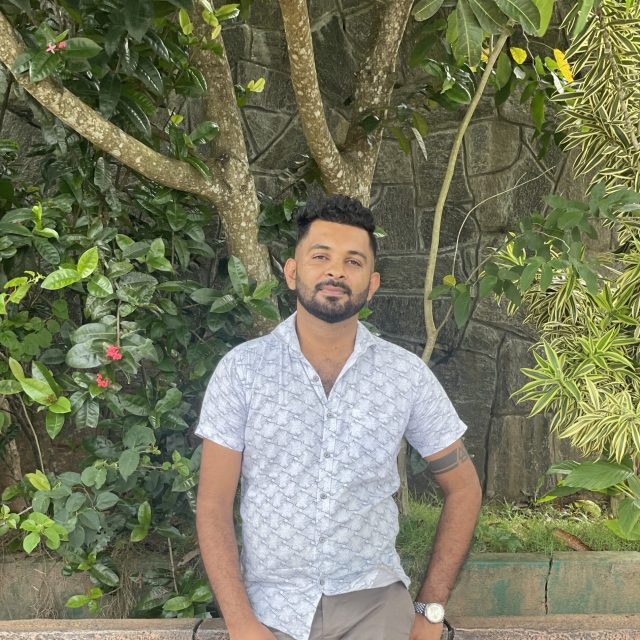 entry-file-61d563703956fbd8930bfb83b4eaa769